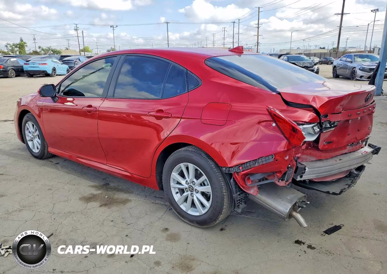 2026 Toyota Camry Le VIN:4T1DAACK0TU235850 - 2