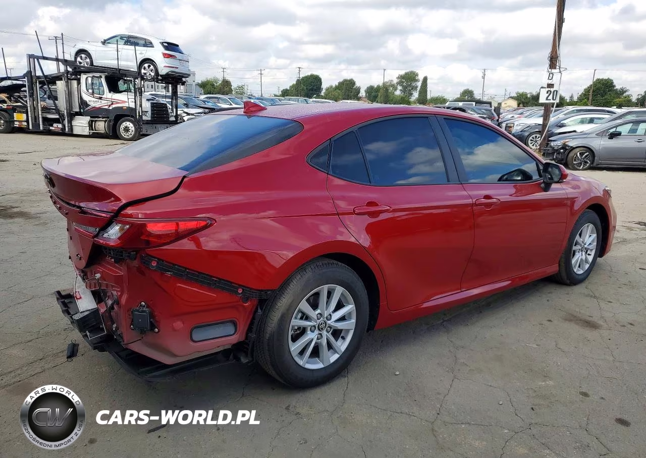 2026 Toyota Camry Le VIN:4T1DAACK0TU235850 - 3