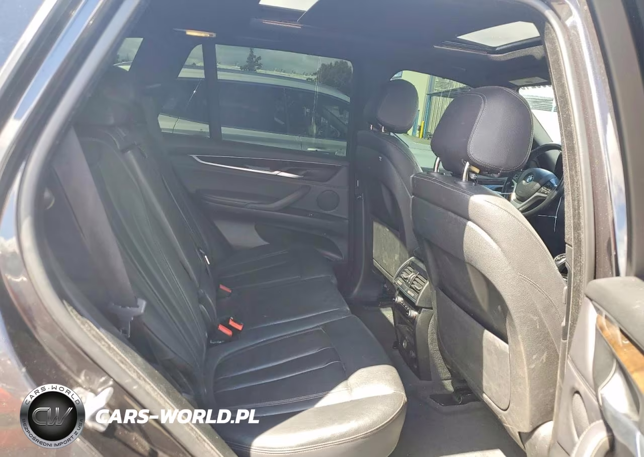 2018 BMW X5 xDrive35I VIN:5UXKR0C54J0Y00614 - 11