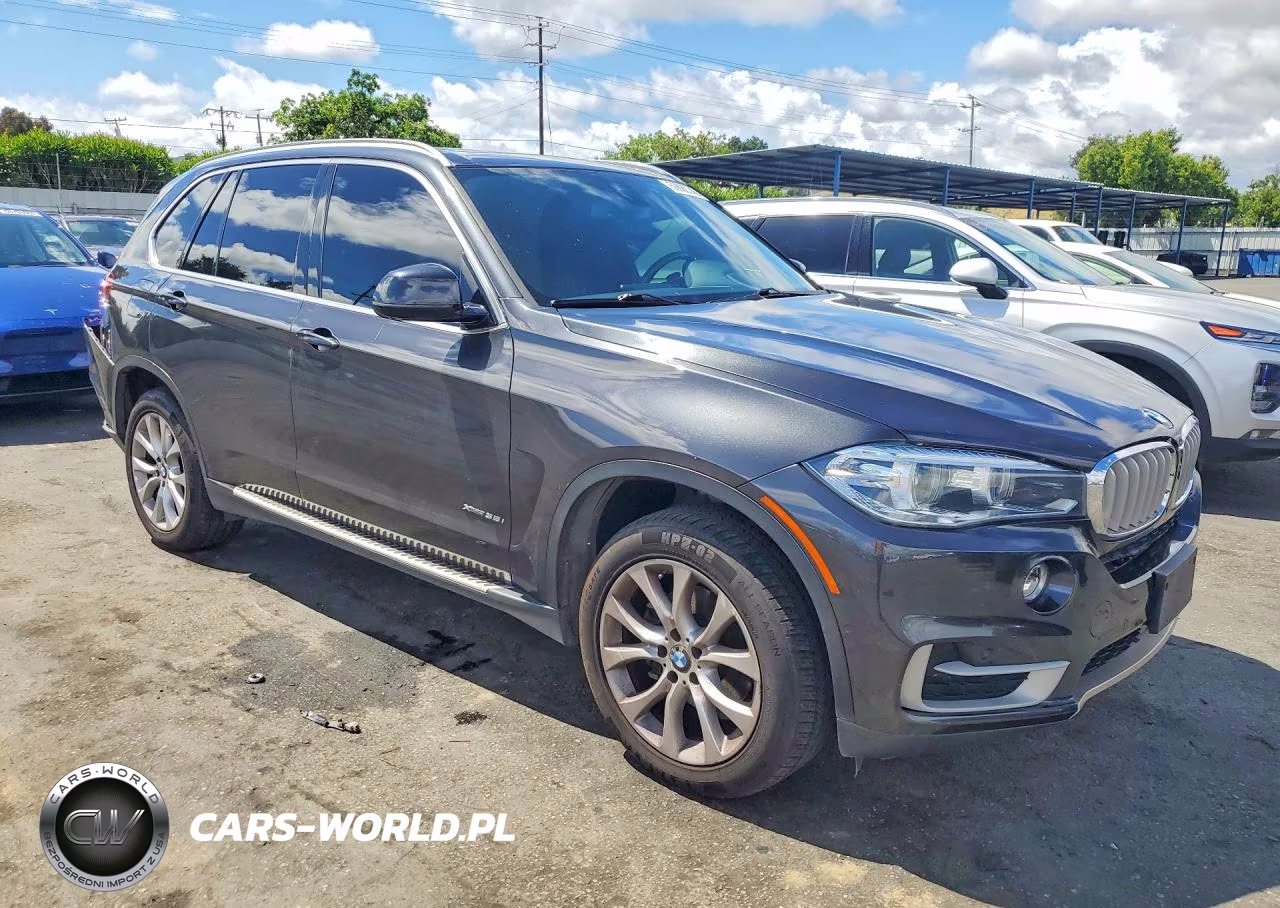 2018 BMW X5 xDrive35I VIN:5UXKR0C54J0Y00614 - 4