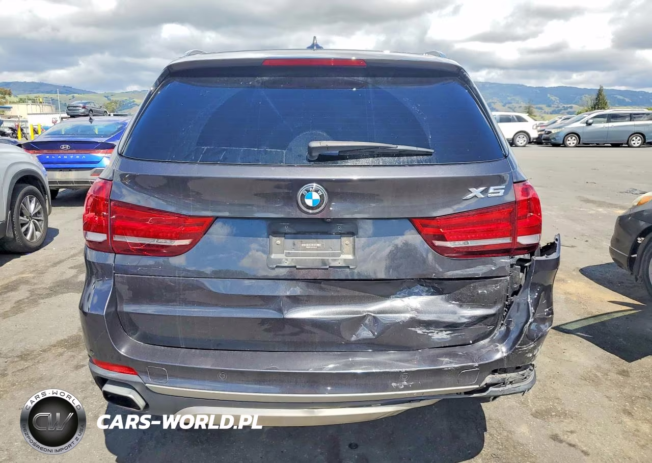 2018 BMW X5 xDrive35I VIN:5UXKR0C54J0Y00614 - 6