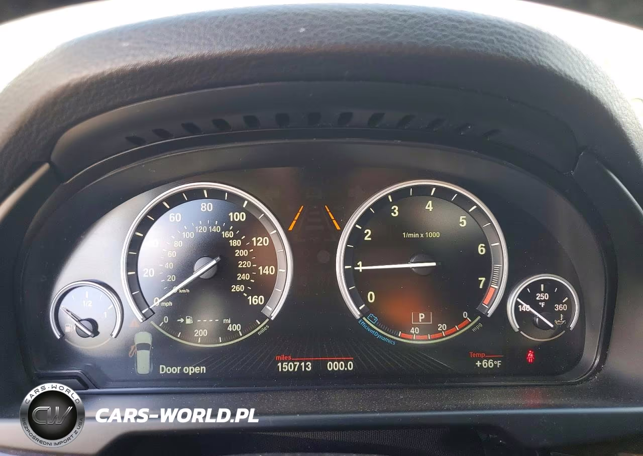 2018 BMW X5 xDrive35I VIN:5UXKR0C54J0Y00614 - 9