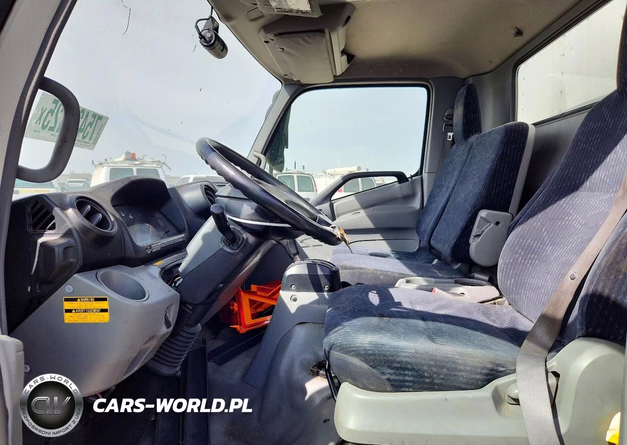 2016 Hino 195 Box Truck VIN:JHHHPM2H5GK001200 - 7