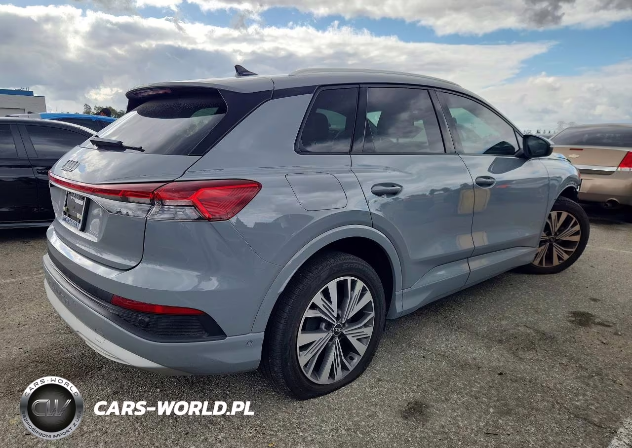 2023 Audi Q4 E-Tron Premium Plus VIN:WA1BCBFZ5PP015591 - 3