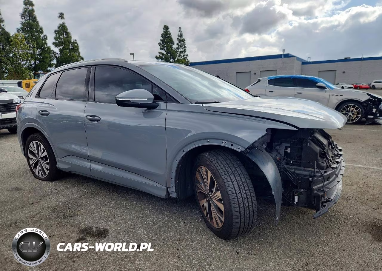 2023 Audi Q4 E-Tron Premium Plus VIN:WA1BCBFZ5PP015591 - 4