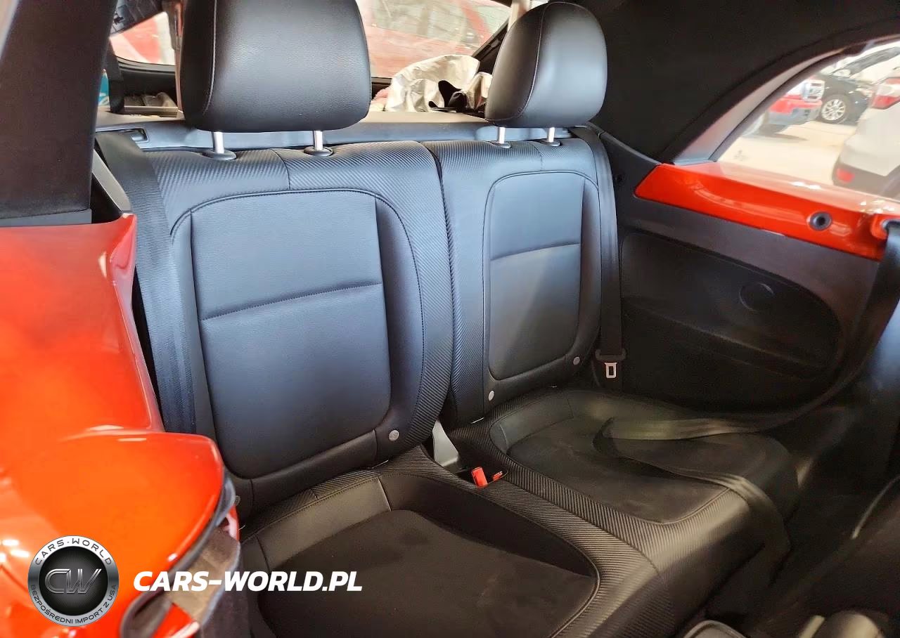 2019 Volkswagen Beetle S VIN:3VW5DAAT1KM507057 - 10