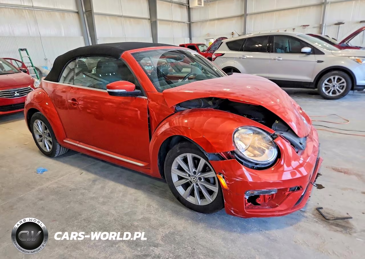 2019 Volkswagen Beetle S VIN:3VW5DAAT1KM507057 - 4