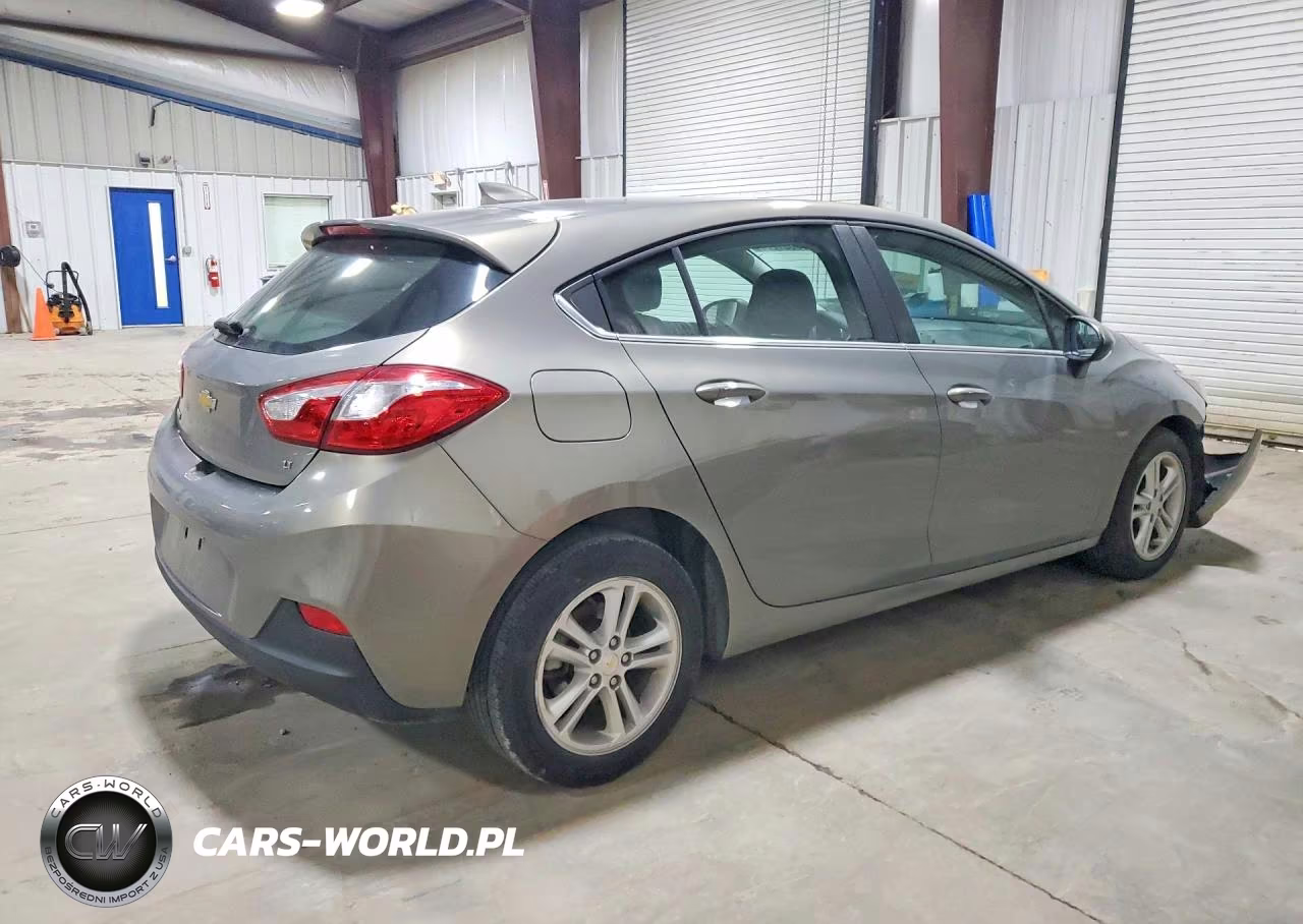 2018 Chevrolet Cruze Lt VIN:3G1BE6SMXJS652432 - 3