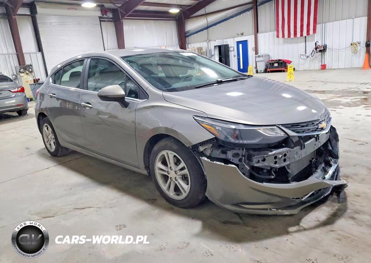 2018 Chevrolet Cruze Lt VIN:3G1BE6SMXJS652432 - 4