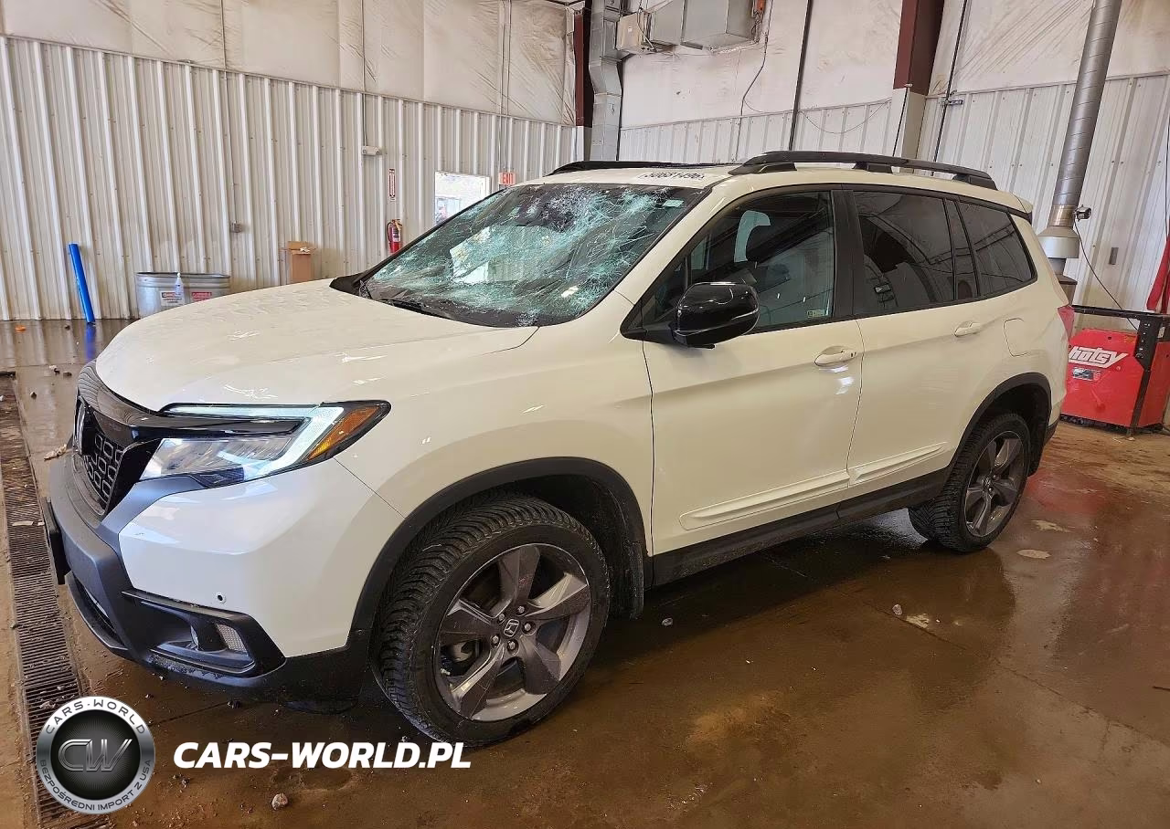 2019 Honda Passport Touring – zdjęcie 1 z 13