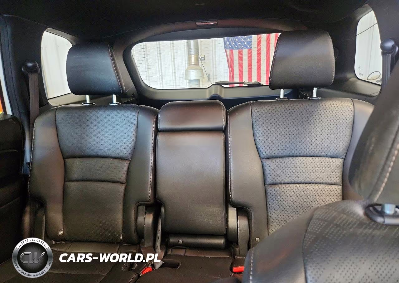 2019 Honda Passport Touring VIN:5FNYF8H99KB010646 - 10