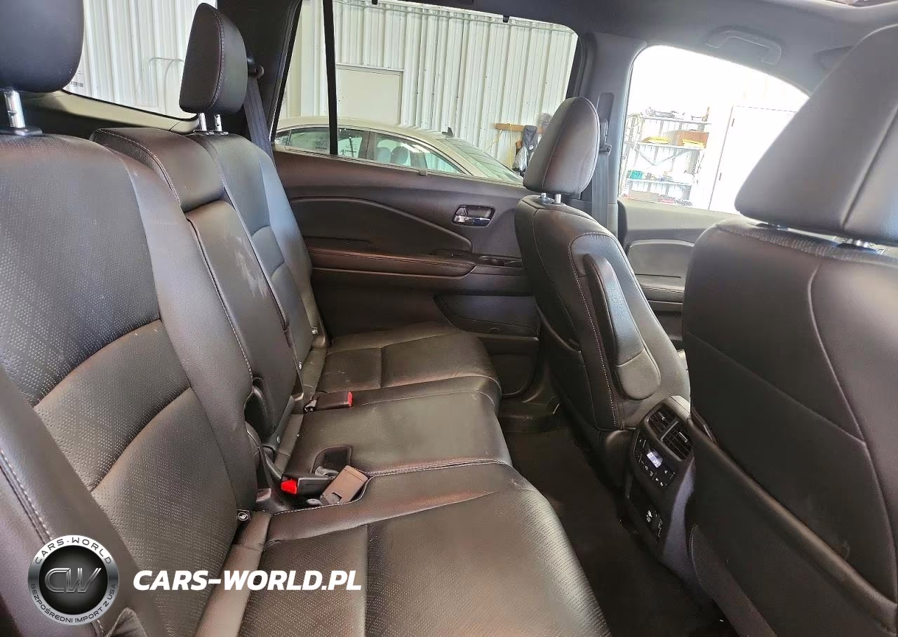 2019 Honda Passport Touring VIN:5FNYF8H99KB010646 - 11