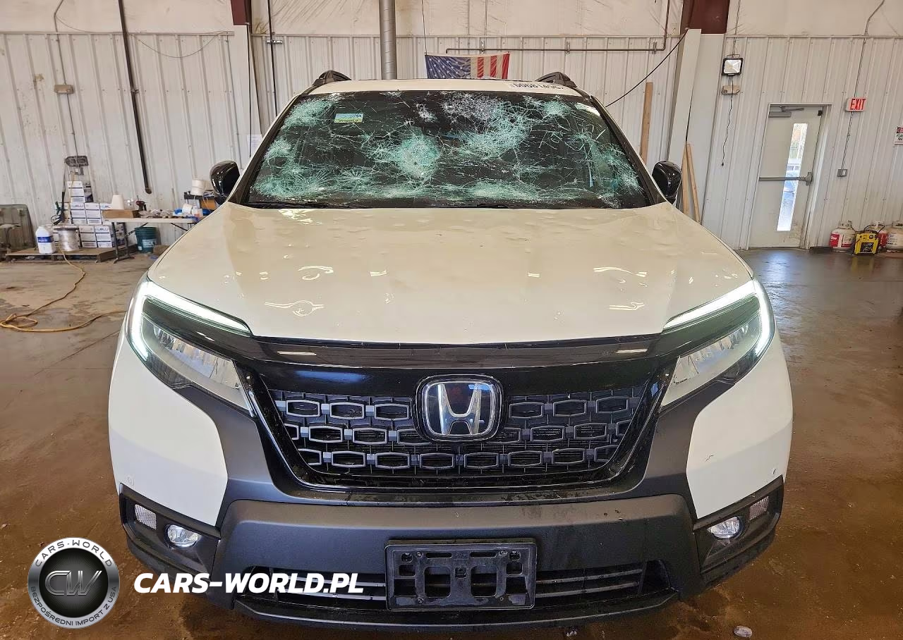 2019 Honda Passport Touring VIN:5FNYF8H99KB010646 - 5