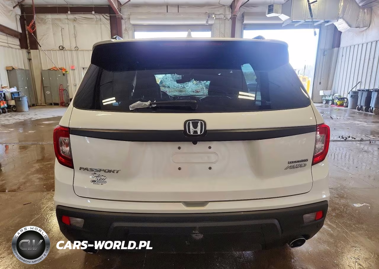 2019 Honda Passport Touring VIN:5FNYF8H99KB010646 - 6