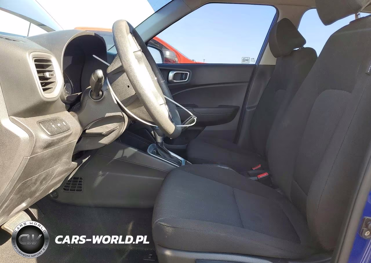 2020 Hyundai Venue Se VIN:KMHRB8A38LU027268 - 7