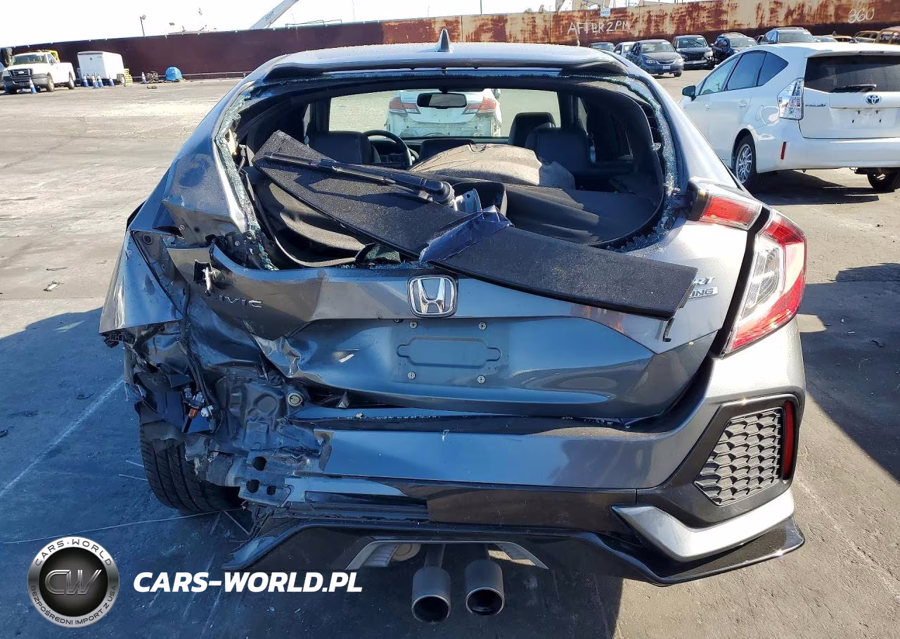 2017 Honda Civic Sport Touring VIN:SHHFK7H99HU415328 - 6