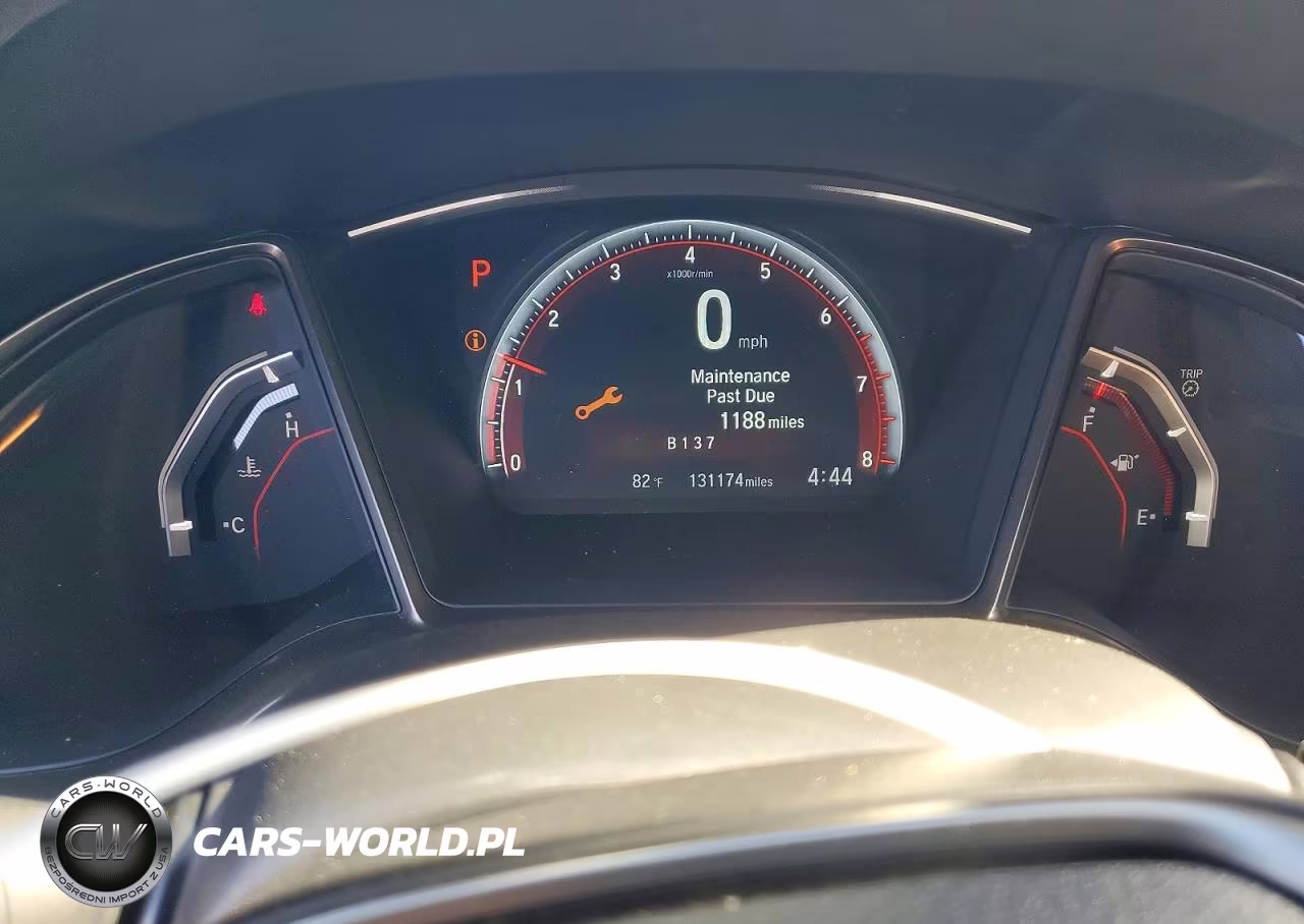 2017 Honda Civic Sport Touring VIN:SHHFK7H99HU415328 - 9