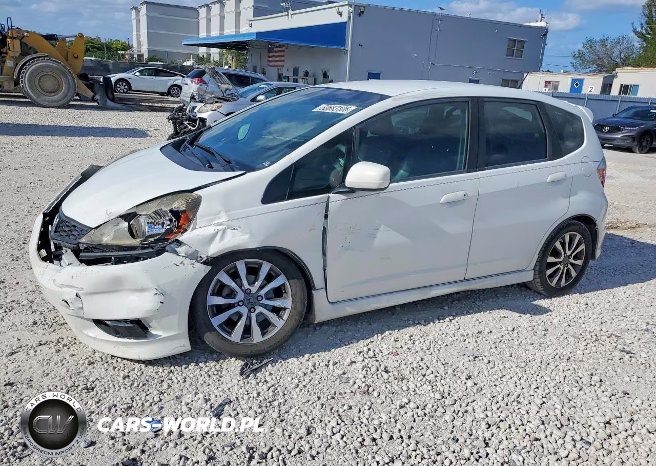 2013 Honda Fit Sport