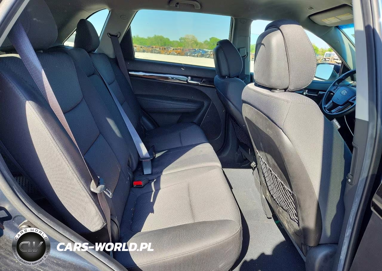 2012 Kia Sorento Lx VIN:5XYKT3A16CG202896 - 11