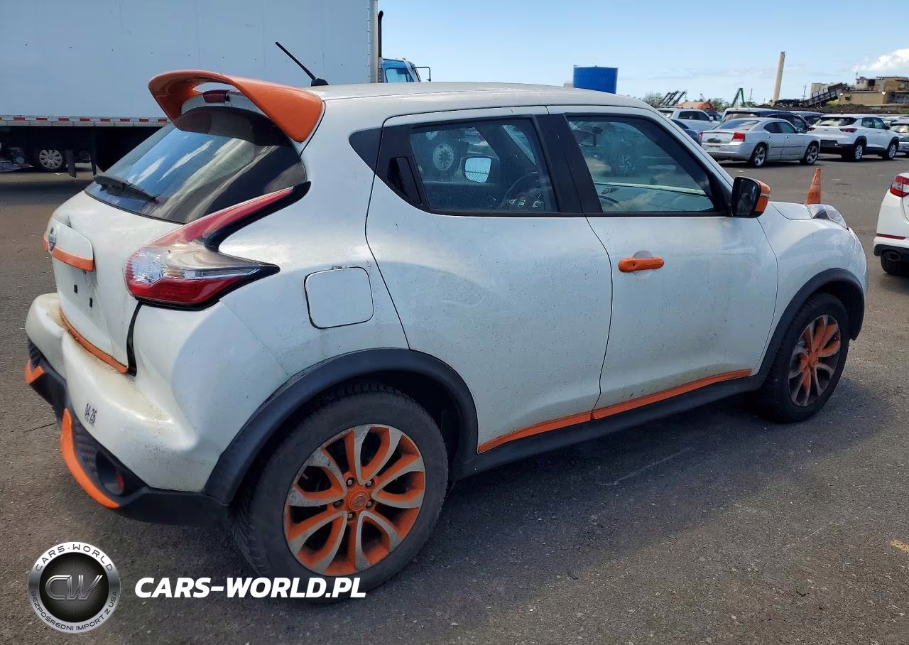2015 Nissan Juke S VIN:JN8AF5MR5FT511143 - 3