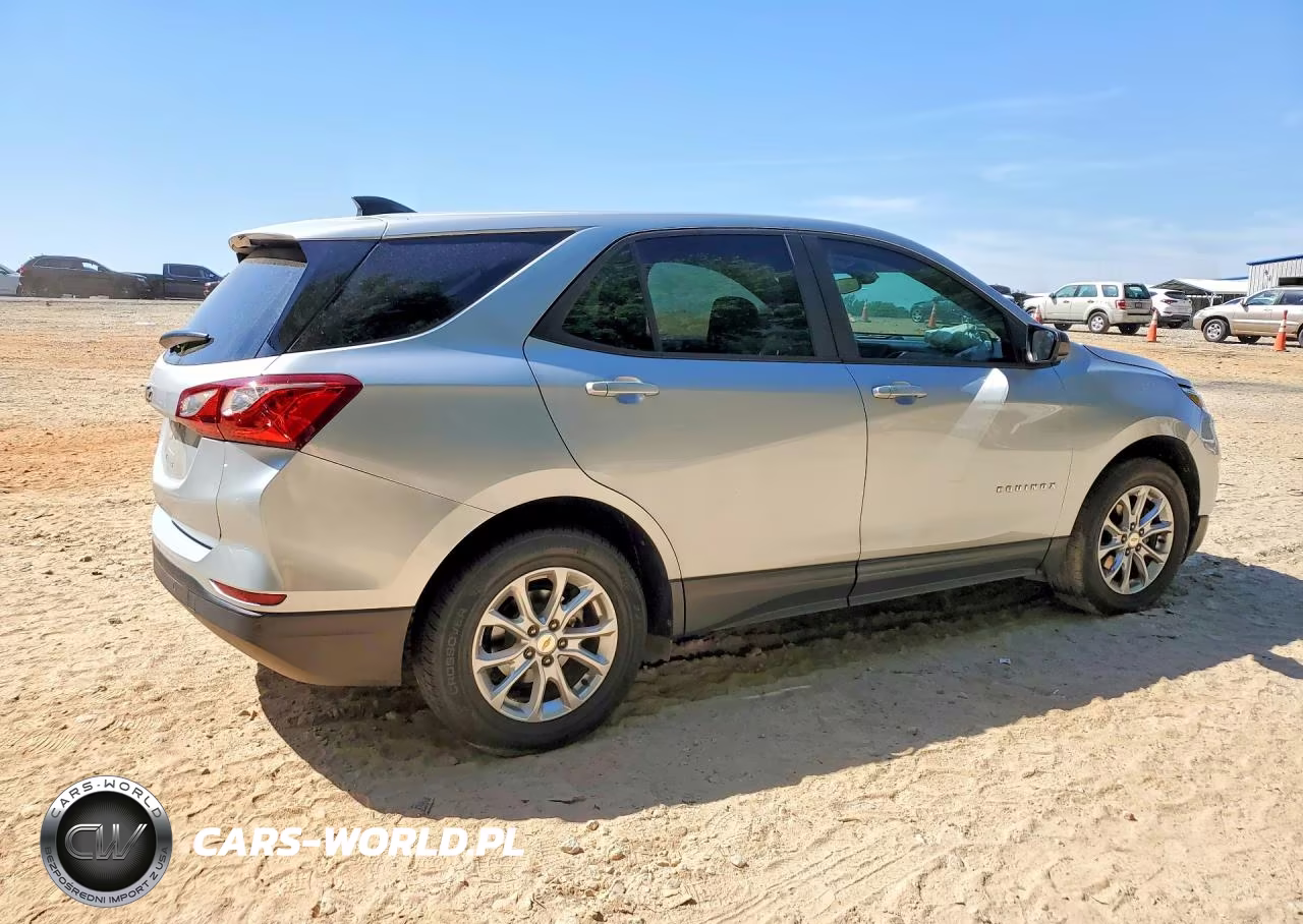2020 Chevrolet Equinox VIN:2GNAXFEV2L6149407 - 3