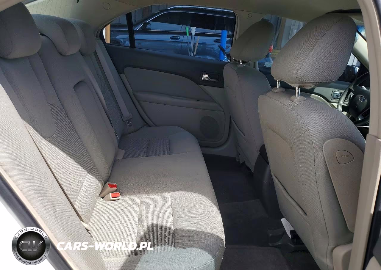2010 Ford Fusion Se VIN:3FAHP0HA8AR258897 - 10