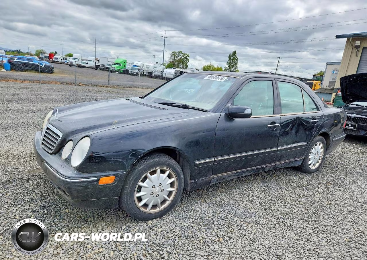 2000 Mercedes-Benz E 320 4Matic