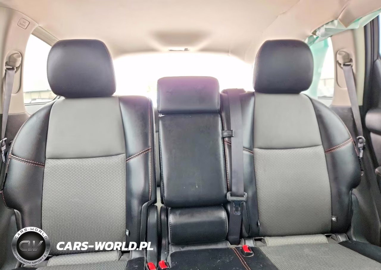 2020 Nissan Pathfinder Sv VIN:5N1DR2BN0LC645242 - 10