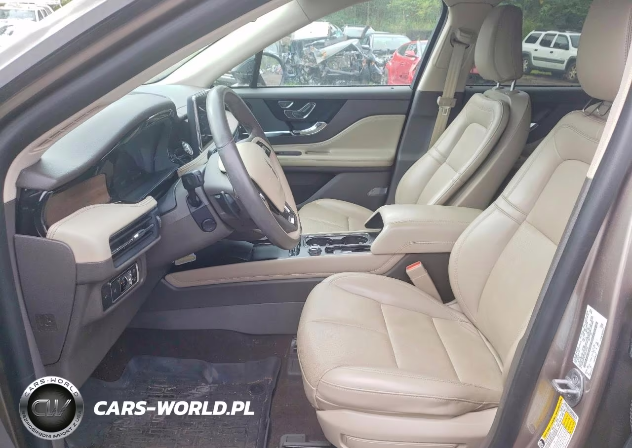 2021 Lincoln Corsair Reserve VIN:5LMCJ2D91MUL16223 - 7