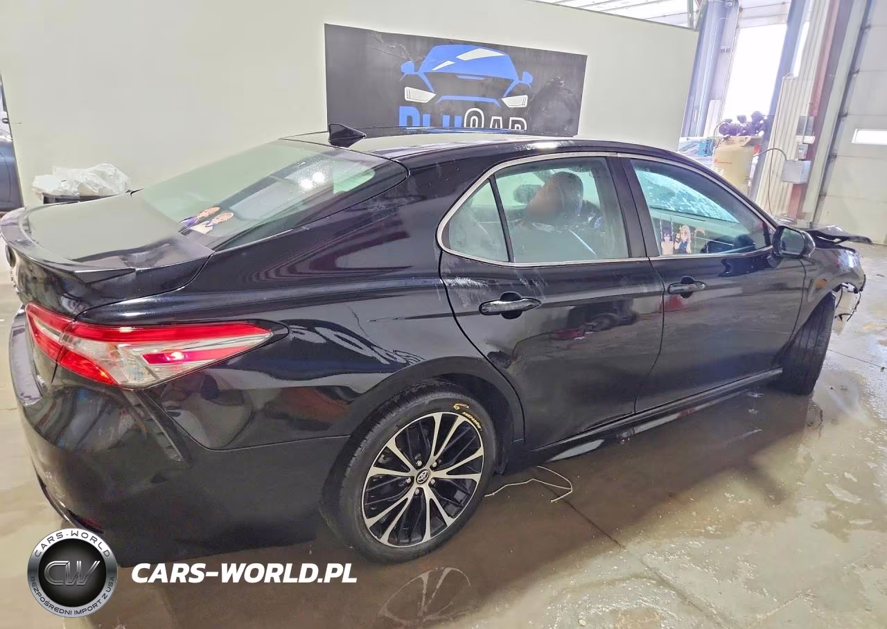 2019 Toyota Camry Se VIN:4T1B11HK7KU724907 - 3