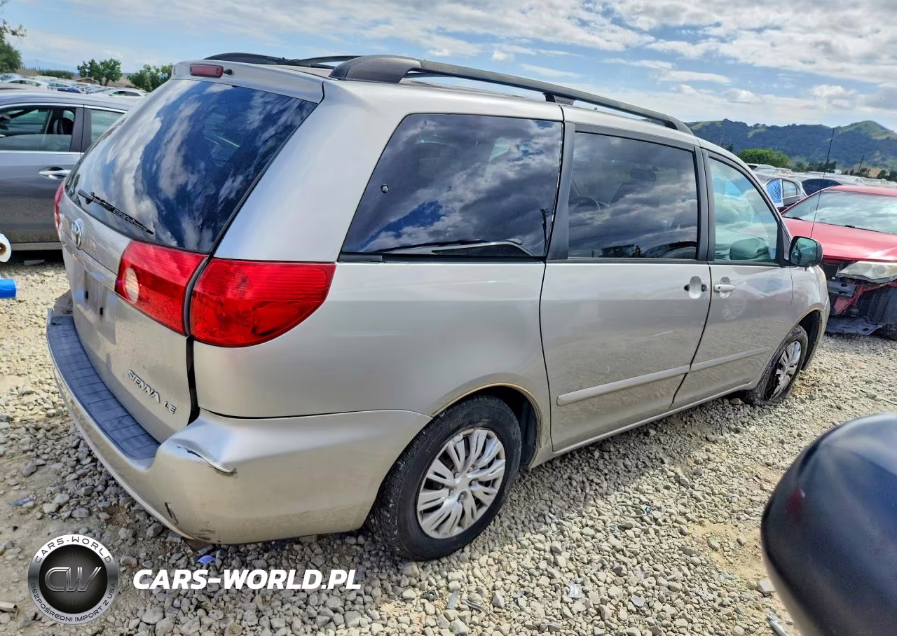 2008 Toyota Sienna Le 7-Passenger VIN:5TDZK23C48S105717 - 3