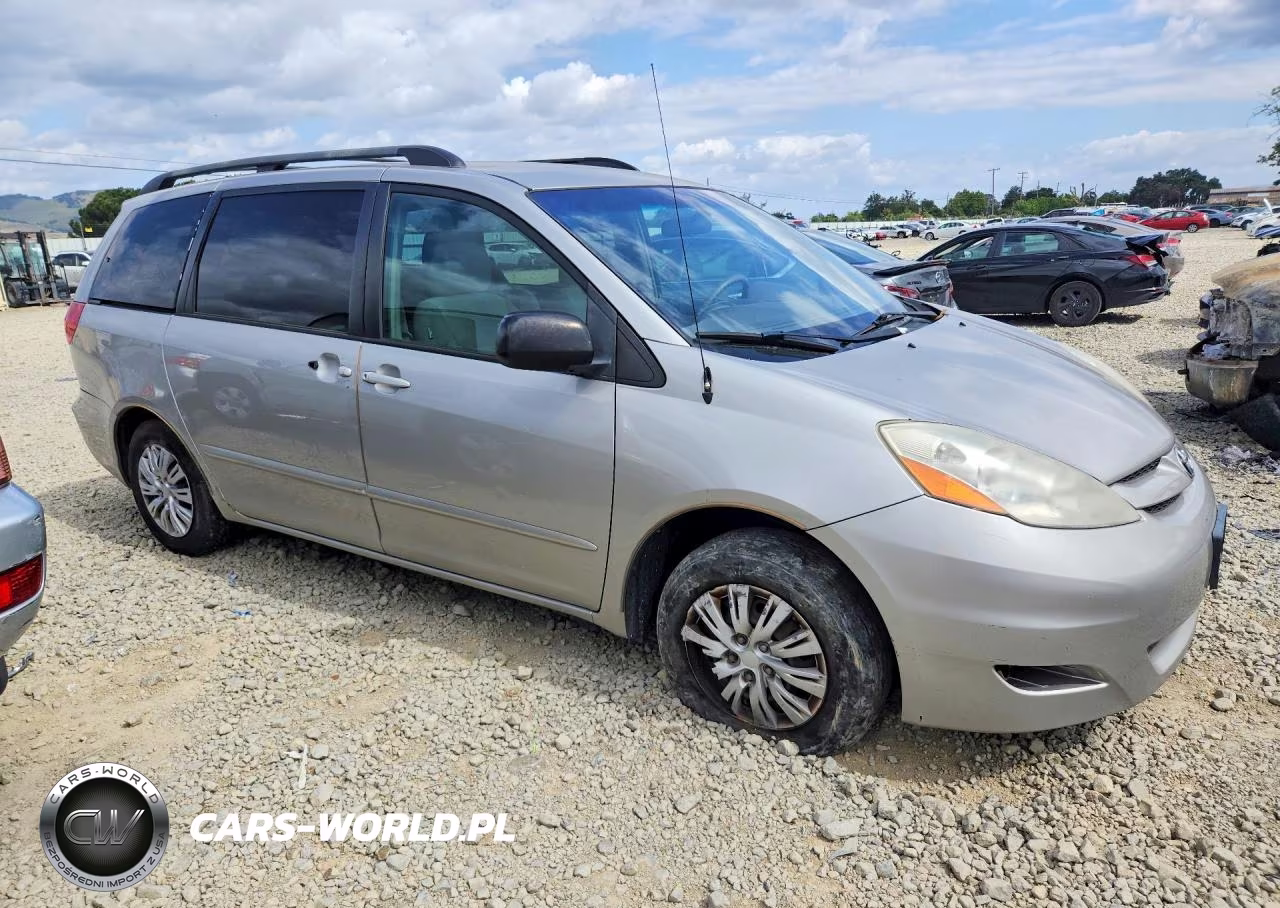 2008 Toyota Sienna Le 7-Passenger VIN:5TDZK23C48S105717 - 4