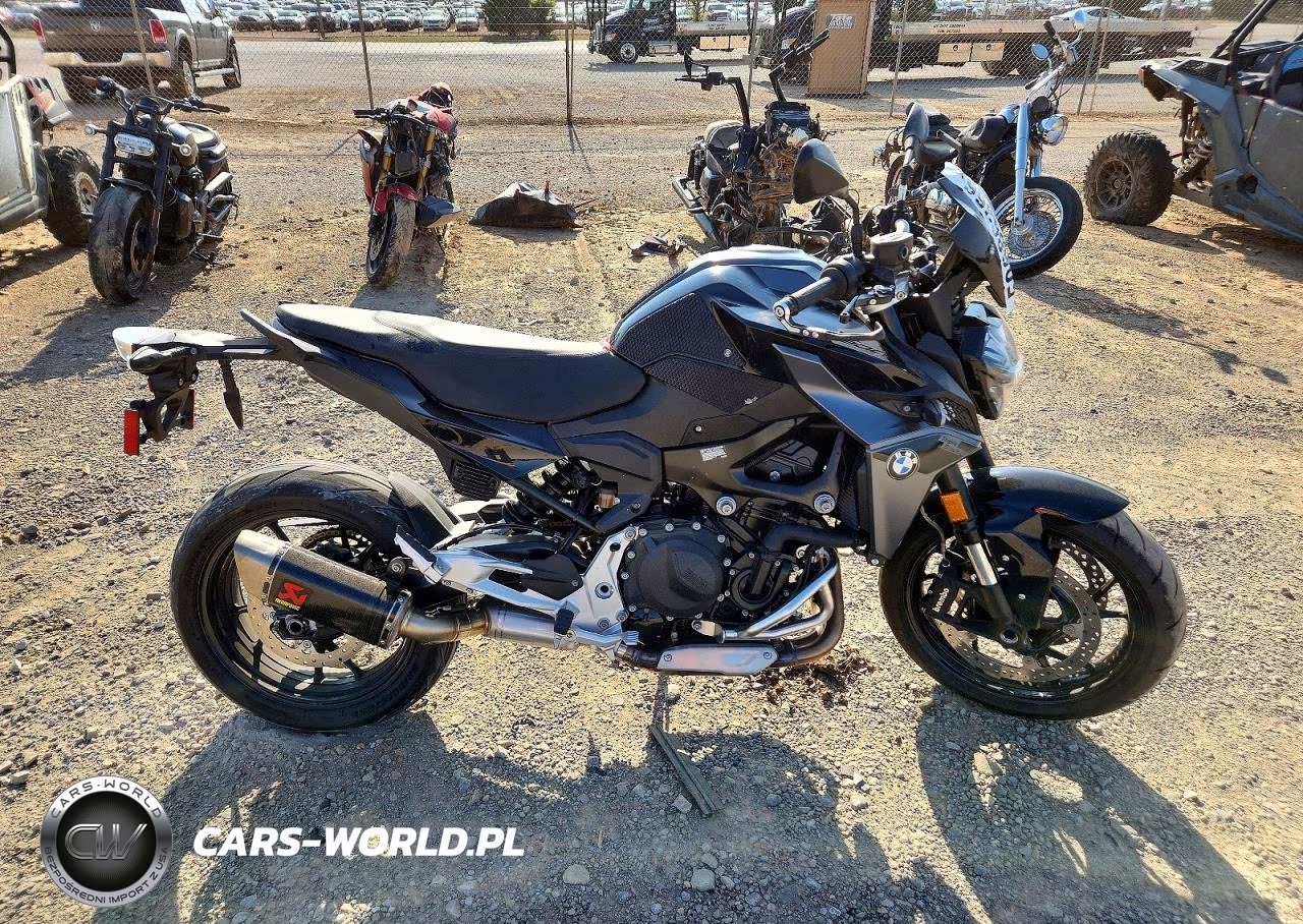 2024 BMW F 900 R