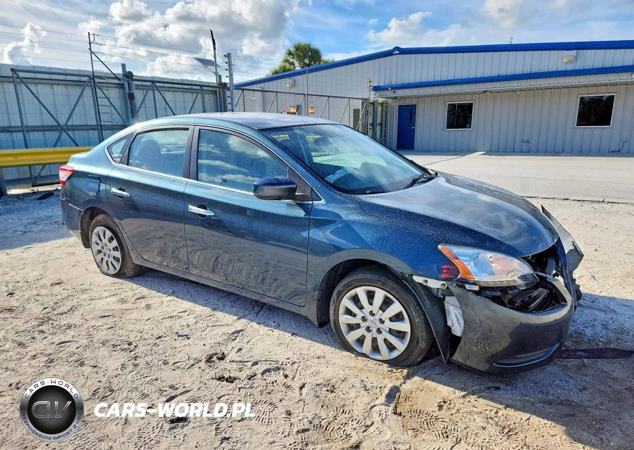 2015 Nissan Sentra S VIN:3N1AB7AP5FY305949 - 4