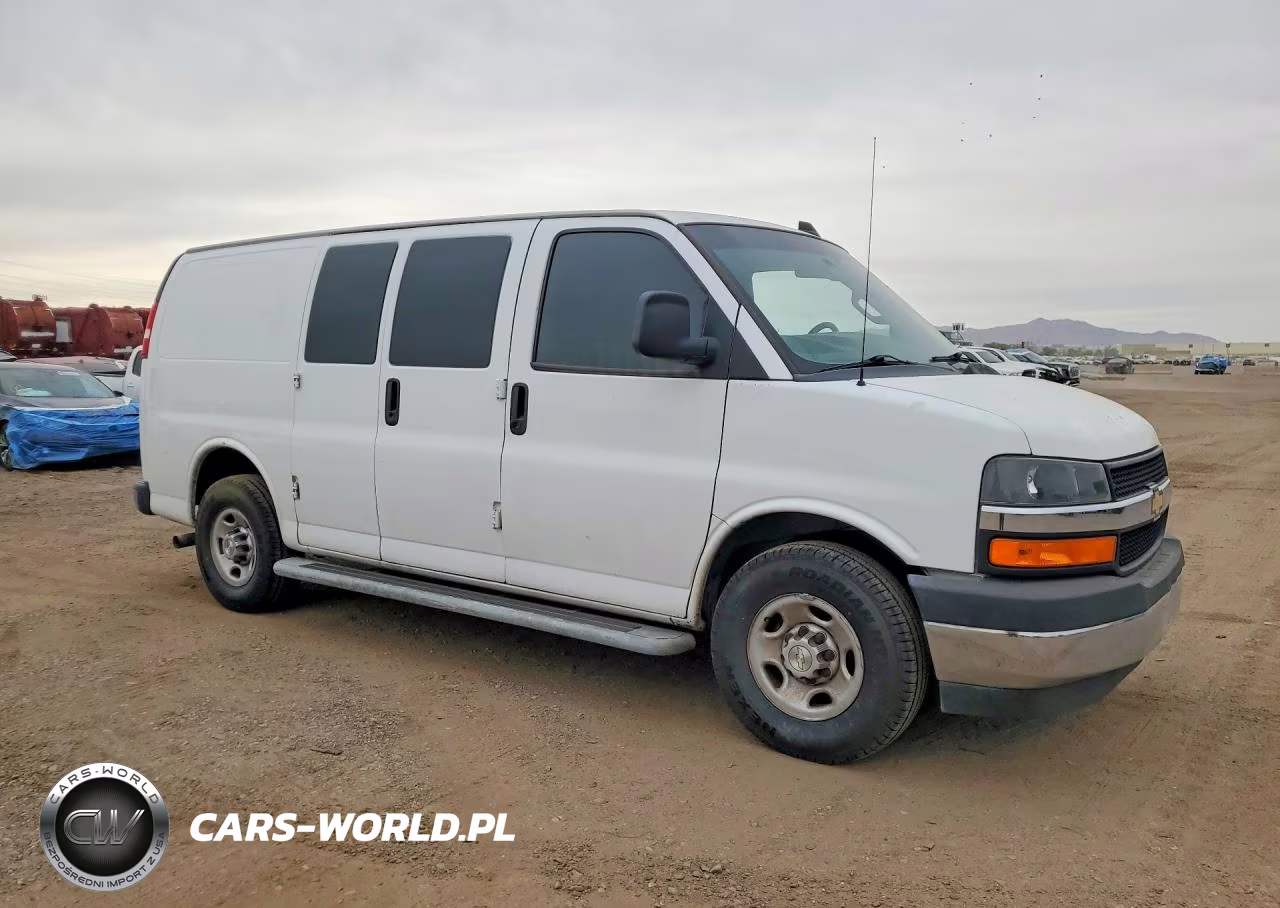 2021 Chevrolet Express G2500 VIN:1GCWGAF79M1312012 - 4