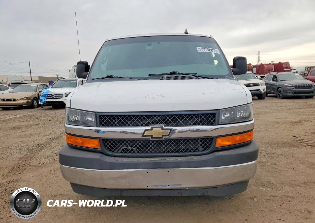 2021 Chevrolet Express G2500 VIN:1GCWGAF79M1312012 - 5