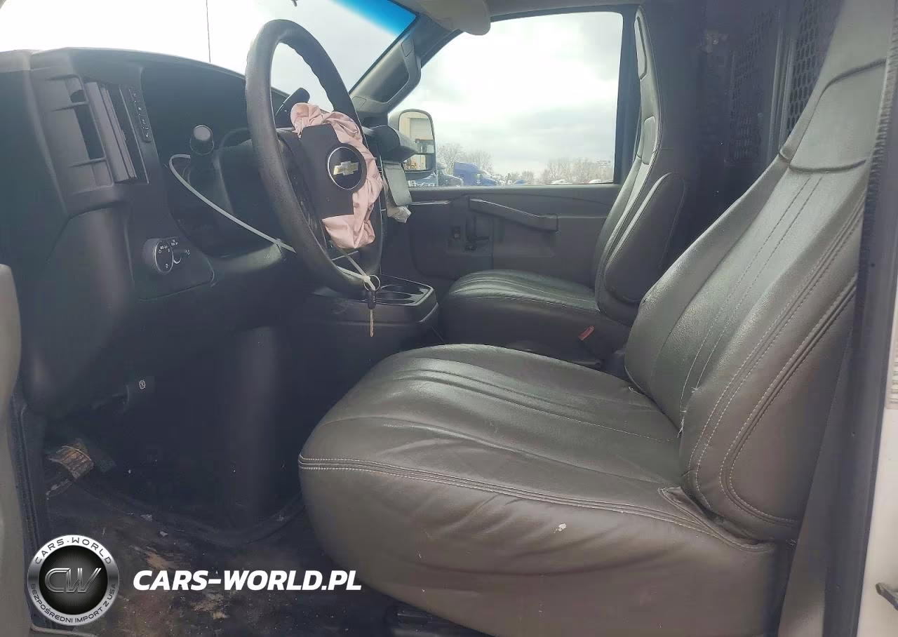 2016 Chev Express G2500 VIN:1GCWGAFF8G1250050 - 7