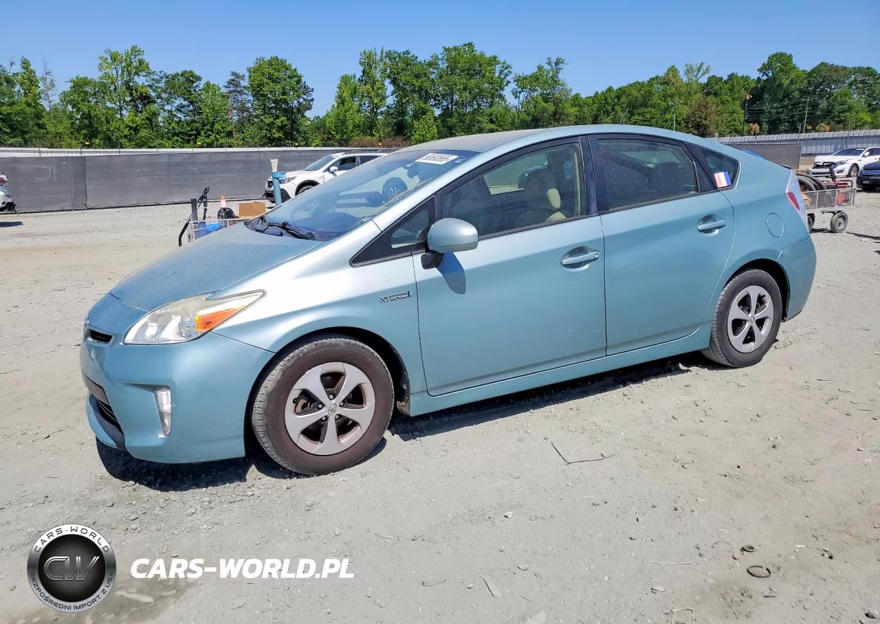 2014 Toyota Prius Two
