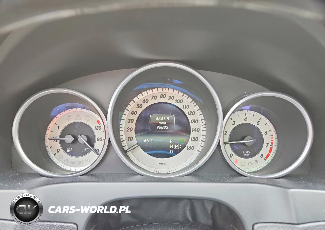 2016 Mercedes-Benz E 400 4Matic VIN:WDDKJ6HB4GF333197 - 9
