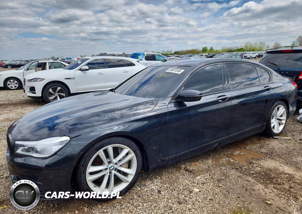 2018 BMW 750 Xi