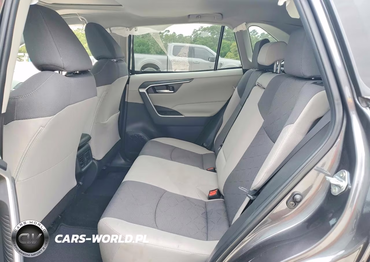 2024 Toyota Rav4 Xle VIN:2T3W1RFV5RC260371 - 11