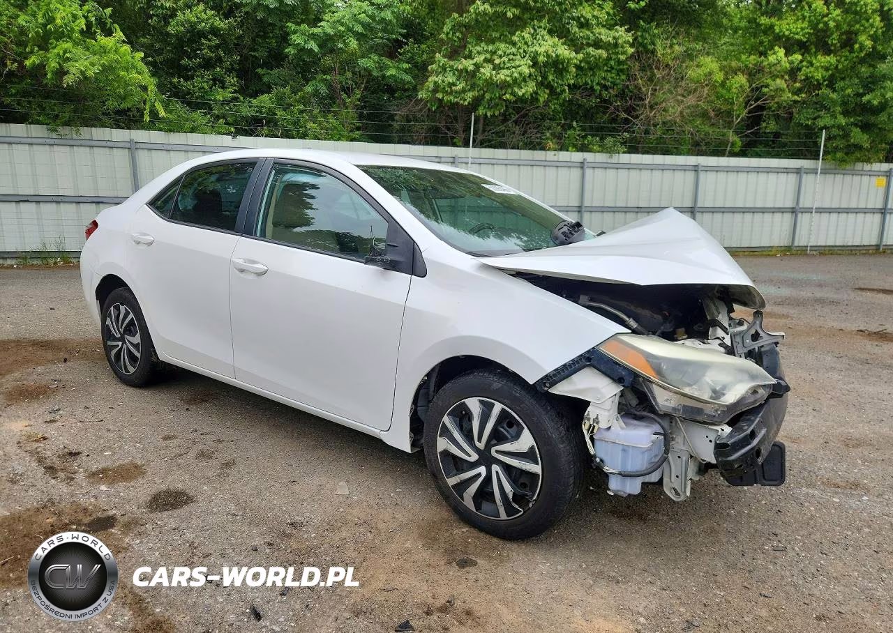 2015 Toyota Corolla Le VIN:2T1BURHE1FC325322 - 4