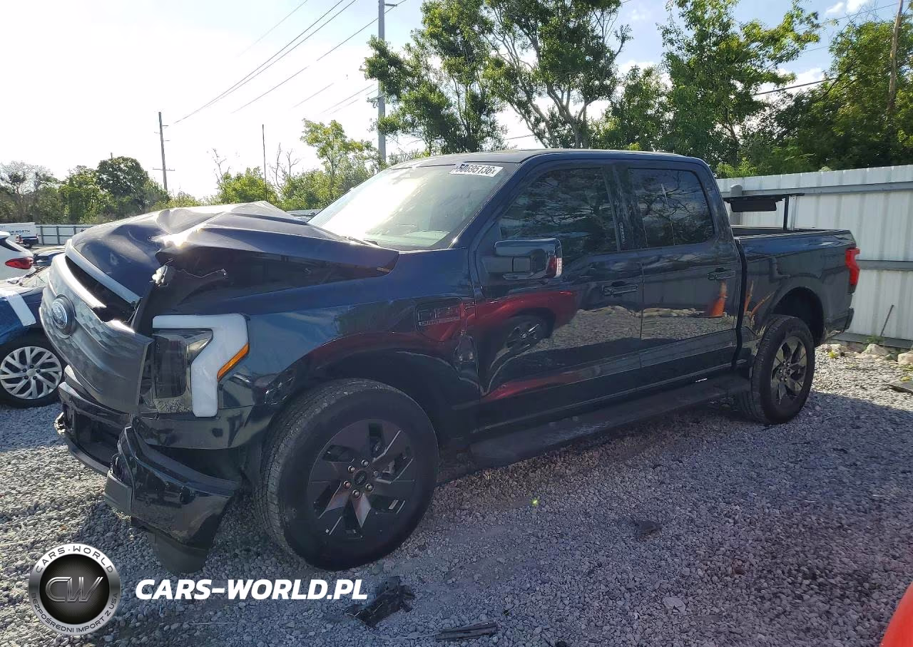 2023 Ford F150 Lightning Pro