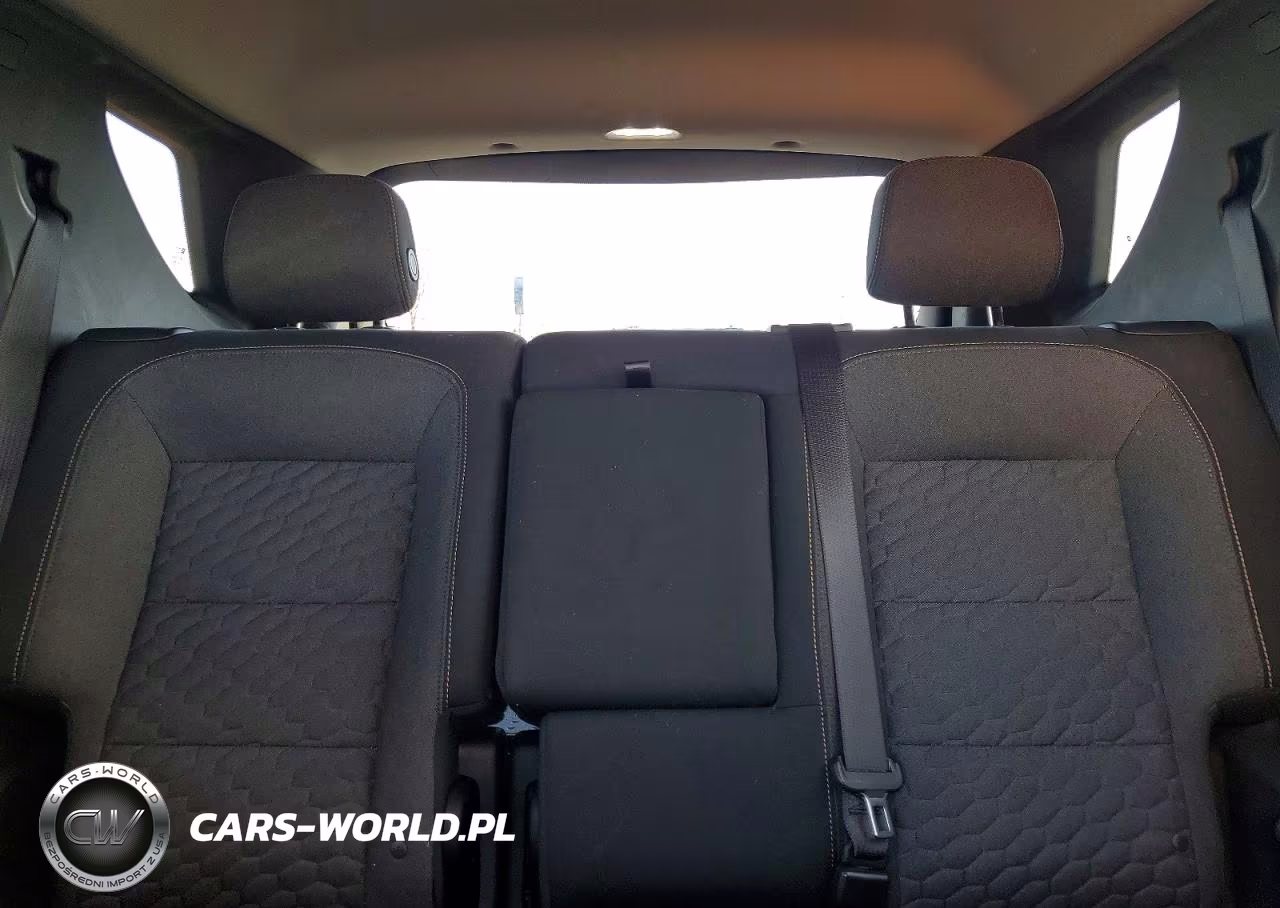 2019 Chevrolet Equinox Lt VIN:3GNAXKEV3KS675909 - 10