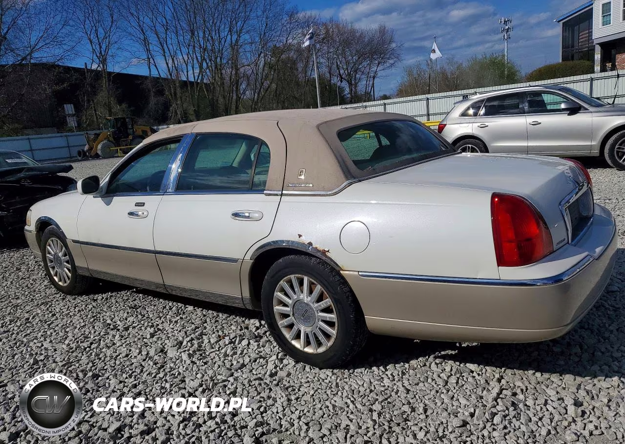 2006 Lincoln Town Car VIN:1LNHM83W56Y635906 - 2