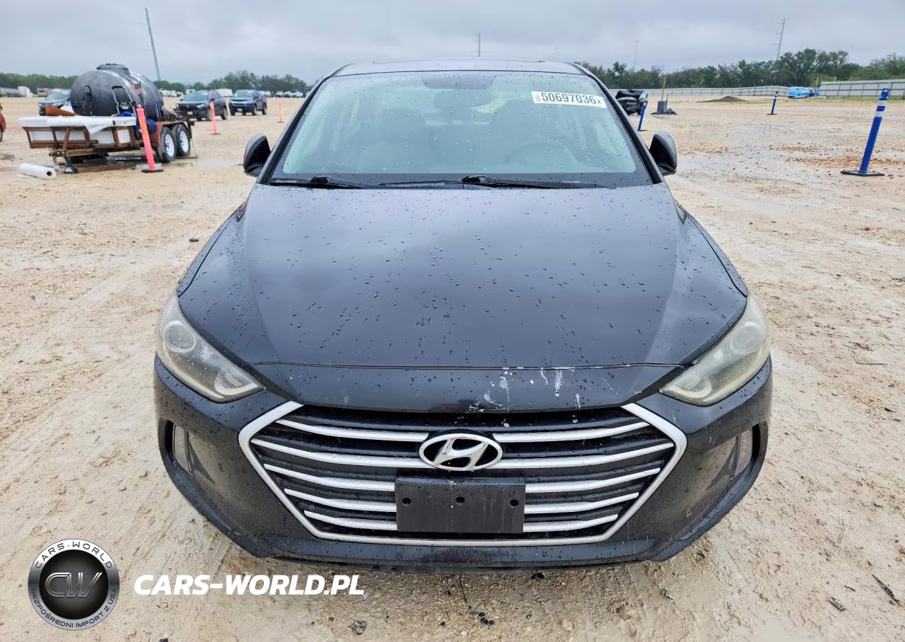 2018 Hyundai Elantra Value Edition VIN:5NPD84LF1JH271249 - 5