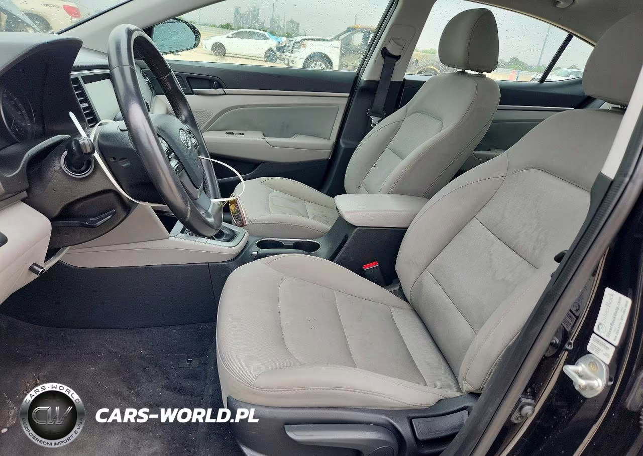 2018 Hyundai Elantra Value Edition VIN:5NPD84LF1JH271249 - 7