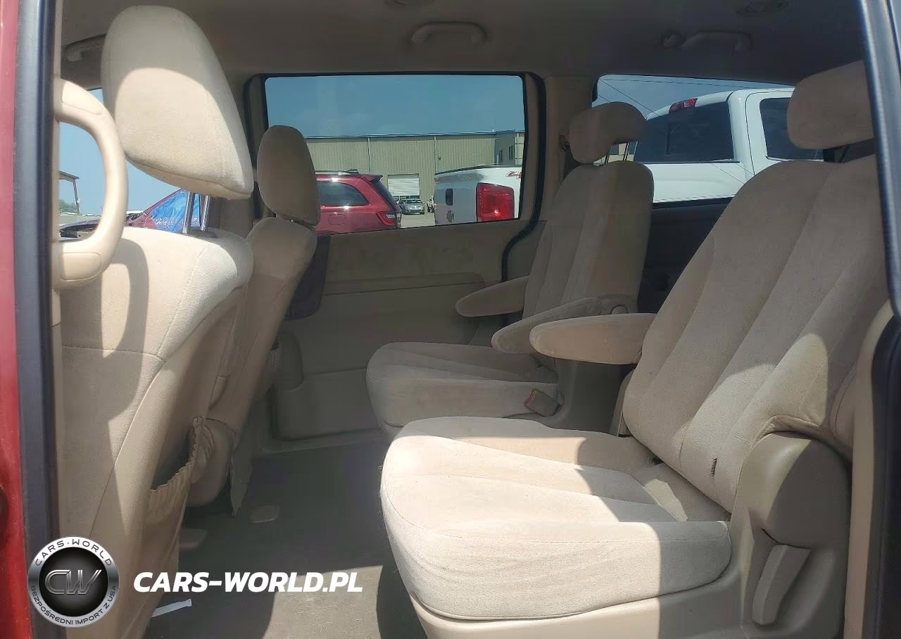 2008 Kia Sedona VIN:KNDMB233286226210 - 11