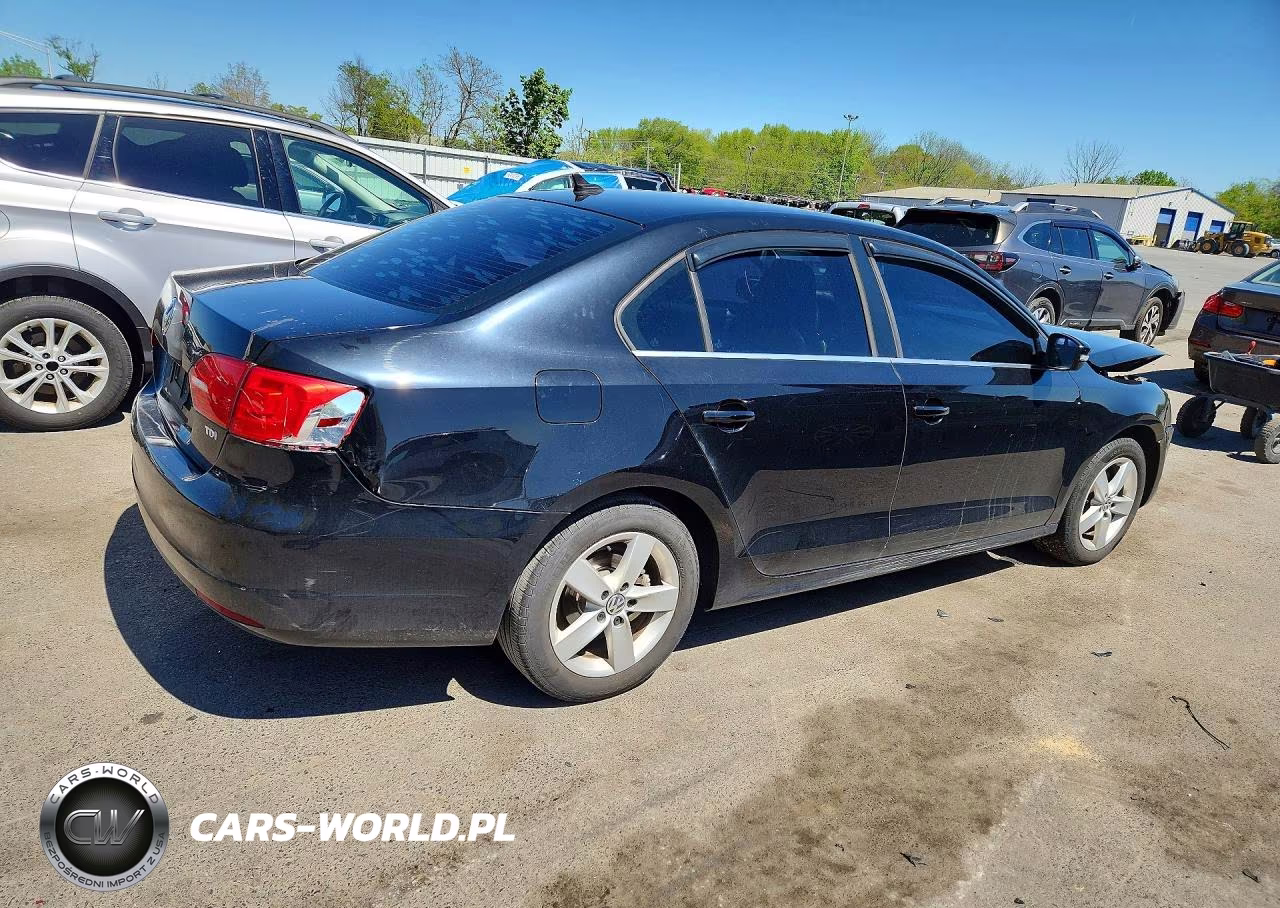2014 Volkswagen Jetta Tdi VIN:3VW3L7AJ1EM320353 - 3