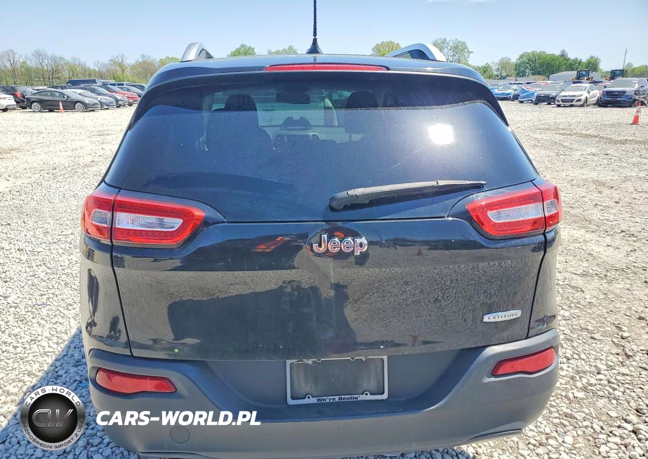 2014 Jeep Cherokee Latitude VIN:1C4PJLCB5EW323538 - 6